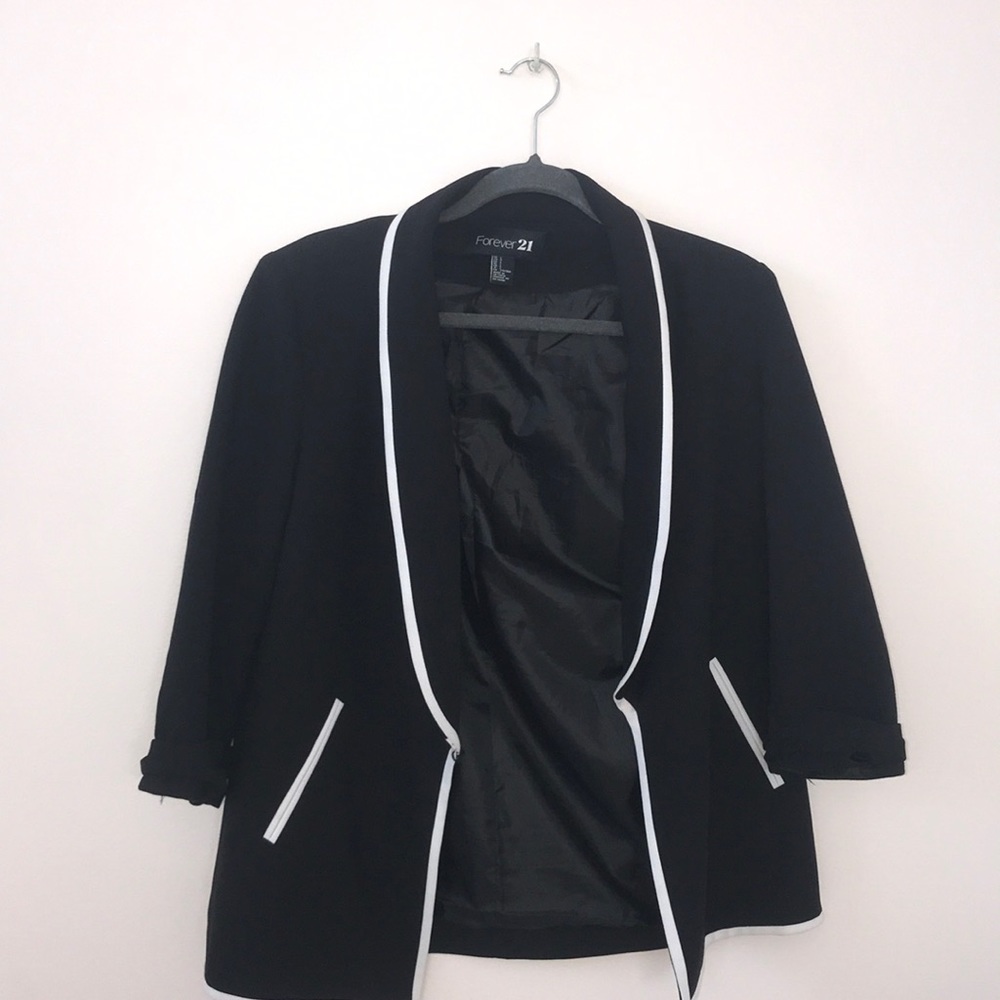 f21 black & white blazer